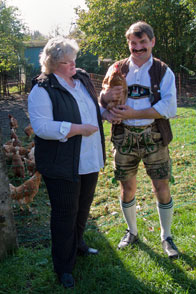 start_2011-demeter_huhn_196.jpg start_2011-demeter_huhn_196.jpg