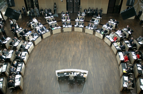 start_2011-bundesrat_plenarsaal_2_288.jpg start_2011-bundesrat_plenarsaal_2_288.jpg