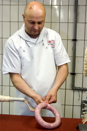 aktuelles-aktuelles_2012-wurst_2_288.jpg aktuelles-aktuelles_2012-wurst_2_288.jpg