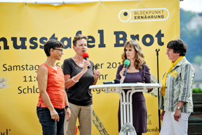 aktuelles-aktuelles_2013-tischgespraech_brot_stuttga.jpg aktuelles-aktuelles_2013-tischgespraech_brot_stuttga.jpg