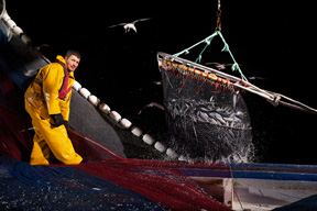 aktuelles-aktuelles_2014-fisherman-fishing-at-night-france-ocean2012-corey-arnold-288.jpg aktuelles-aktuelles_2014-fisherman-fishing-at-night-france-ocean2012-corey-arnold-288.jpg