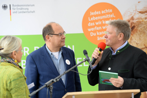 aktionen_2015-zgfdt_nue_podium_2.jpg aktionen_2015-zgfdt_nue_podium_2.jpg