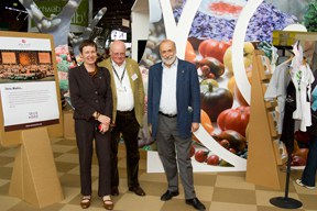 aktuelles-aktuelles_2016-messe_carlo_petrini_288.jpg