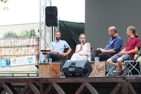 aktuelles-aktuelles_2018-180527_bienen-aktionstag_stuttgart_094.jpg