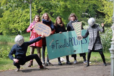Essen ist politisch: Slow Food Youth Akademie zu Besuch bei der EU Essen ist politisch: Slow Food Youth Akademie zu Besuch bei der EU