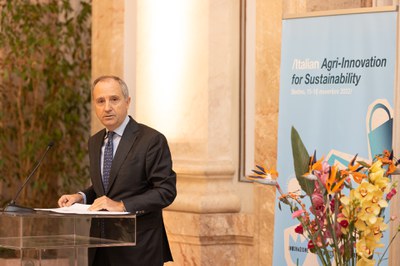 2022 Italienische Botschaft 2 (c) Dario-Jacopo Laganà.jpg 2022 Italienische Botschaft 2 (c) Dario-Jacopo Laganà.jpg