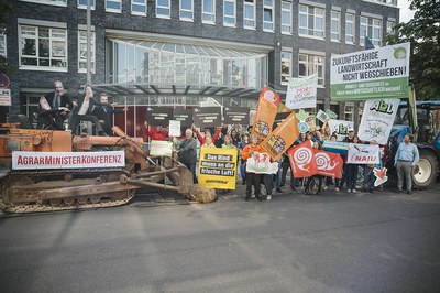 Protest vor der Sonder-Agrarministerkonferenz 10.07.2025_3(c) Fabian Melber_WHES.jpg