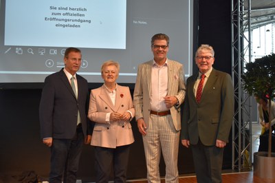 Messeeröffnung vnlnr Minister P. Hauk MdL, Renate Künast Bundesministerin a.D., Stefan Lohnert Geschäftsführer Messe Stuttgart, Rupert Ebner Vorsitzender Slow Food Deutschland