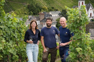 Hoffest Weingut Böcking Rebstockpatenschaften (c) FOTOMANIA G. Weyrich Hoffest Weingut Böcking Rebstockpatenschaften (c) FOTOMANIA G. Weyrich