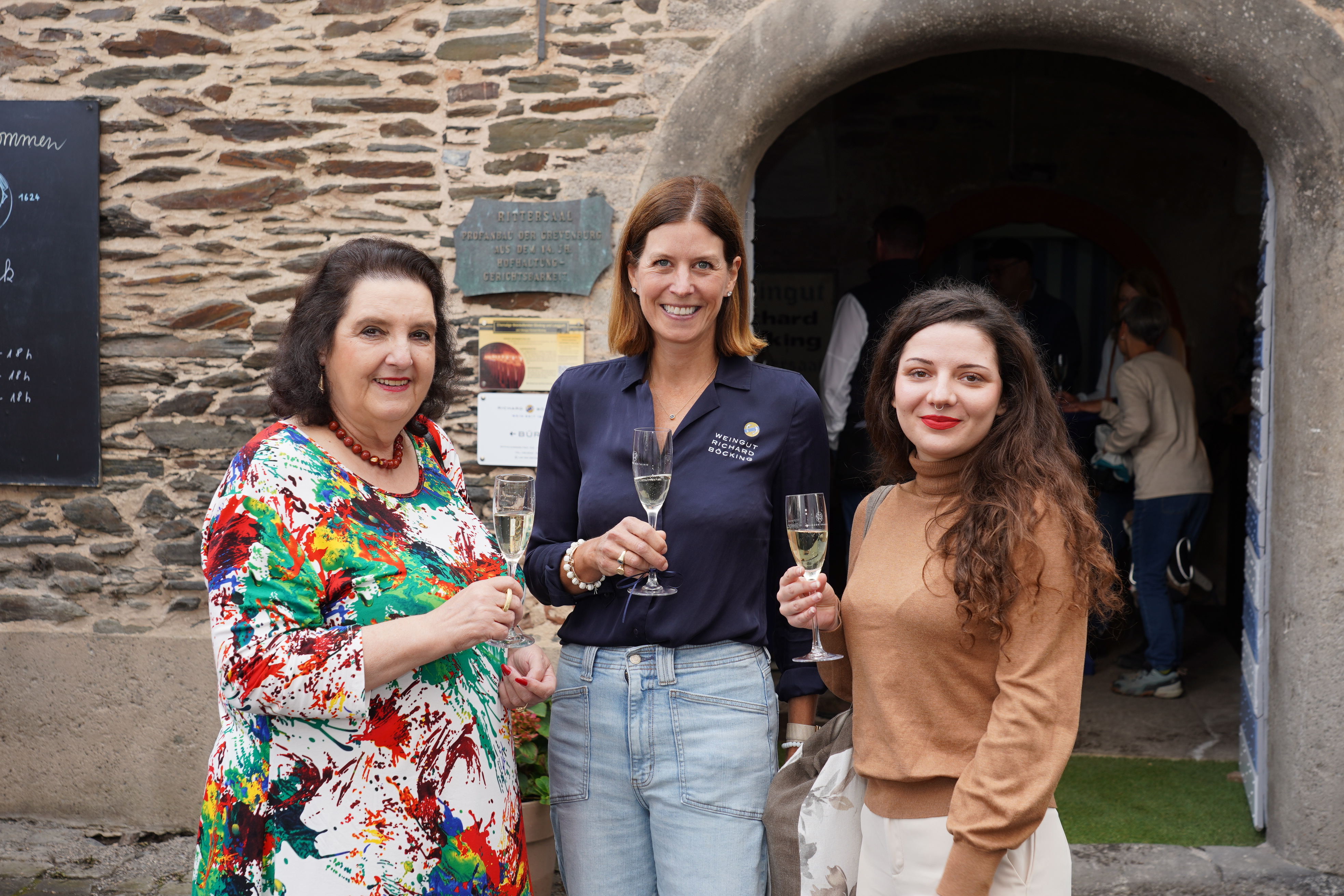 Hoffest Weingut Böcking Rebstockpatenschaften_7 (c) FOTOMANIA G. Weyrich.JPG