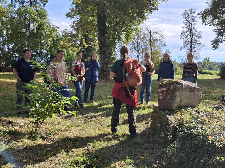 im Kirchberger Stadtwald mit der Försterin Florentine Blessing_1 (c) Sabrina Buchholz.jpg