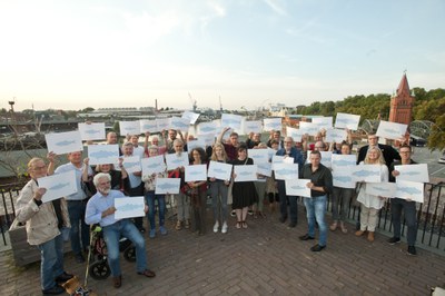 Visuelle Demonstration gegen Überfischung (c) Dirk Silz.jpg