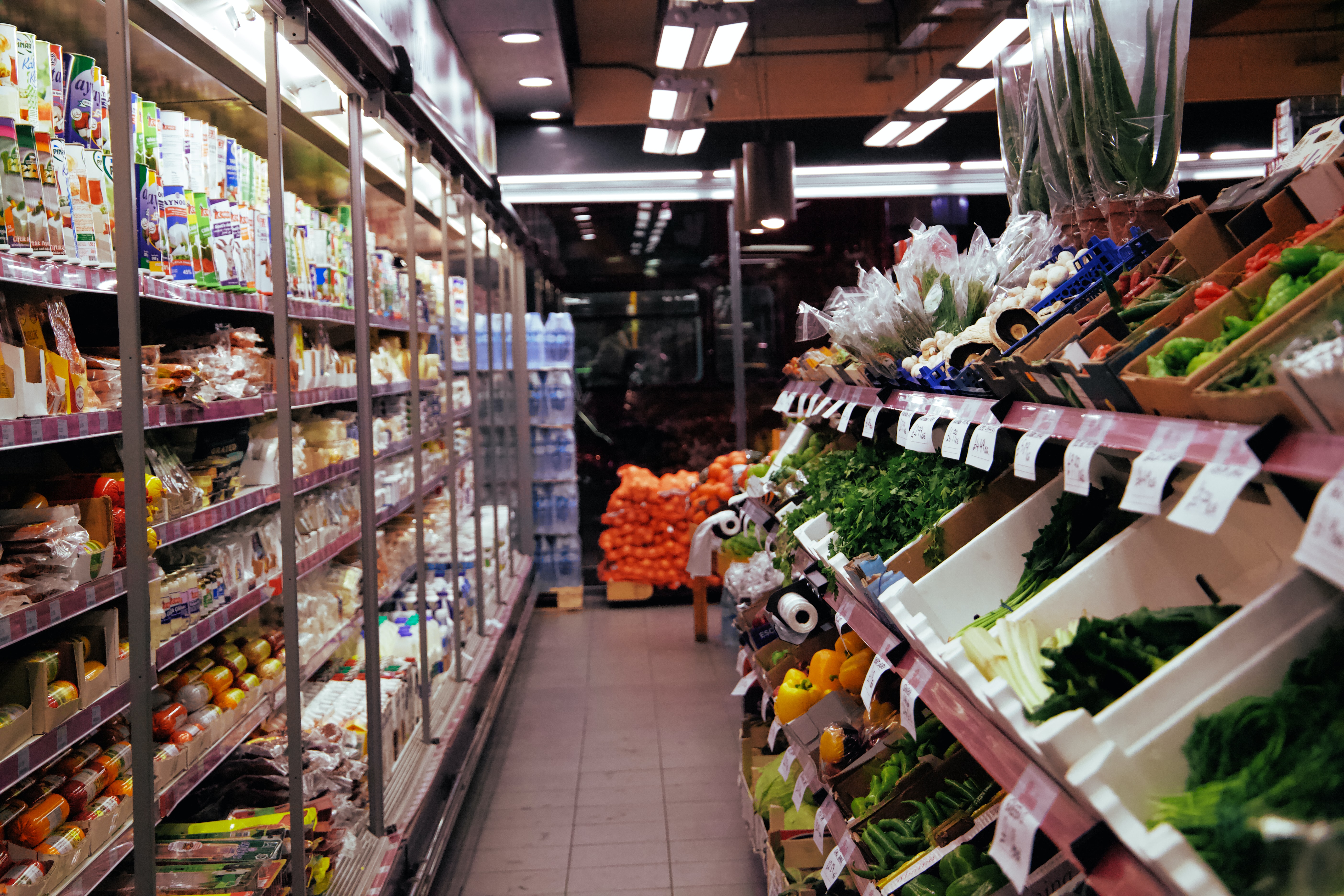 supermarkt 1 (c) unsplash.jpg