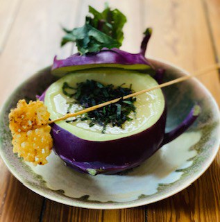 Kohlrabi für Suppe, Parmesan und Zander Kohlrabi für Suppe, Parmesan und Zander