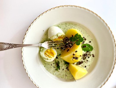 Kulinarischer Kalender im Juli: Falsche Frankfurter Grüne Sauce mit Kartoffeln und Ei