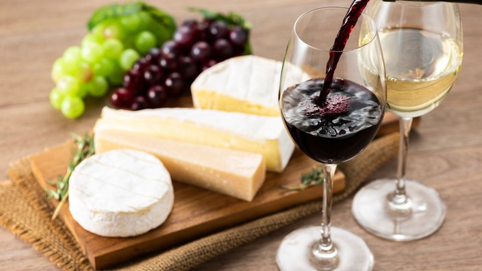 Käse und Wein: Eine enge Verbindung die auch nachhaltig, ökologisch und fair geht!