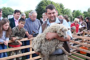 terra_madre-delegierte_2018-web_mohr_inken_hardy_c-tierpark-arche-warder.jpg