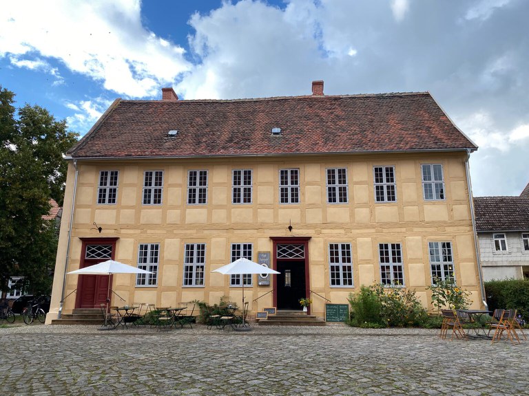 Anne_Schwalbe__Cafe_Laempel_7266-1536x1152.jpeg