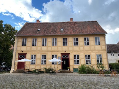 Anne_Schwalbe__Cafe_Laempel_7266-1536x1152.jpeg