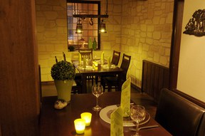 1_owl-foerderer-restaurant9.jpg