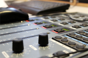 aktionen-sf_studio_technik_288.jpg aktionen-sf_studio_technik_288.jpg