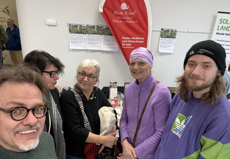 IMG_4165.jpg IMG_4165.jpg