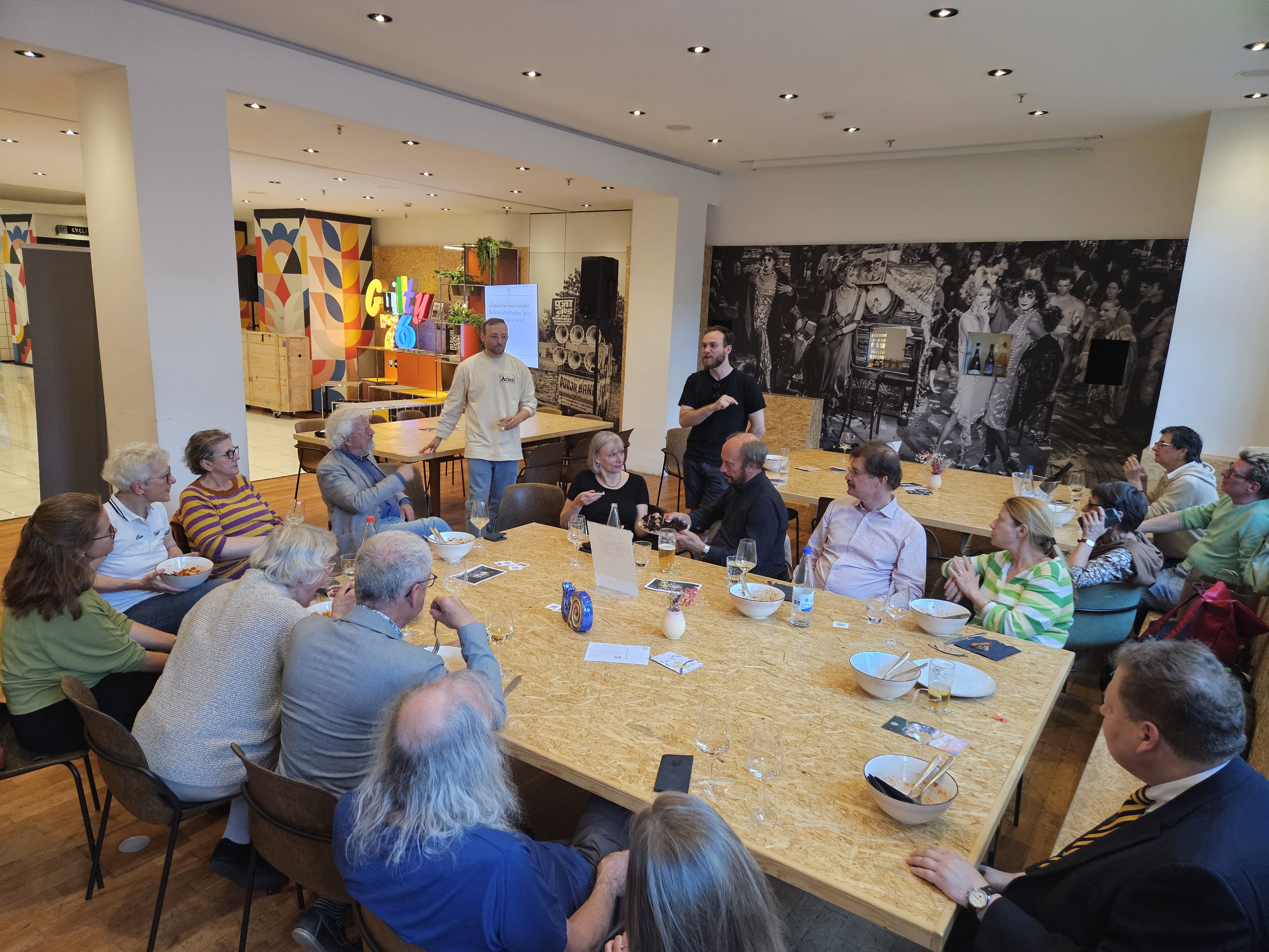 6.6 Schneckentisch Verrano.jpg