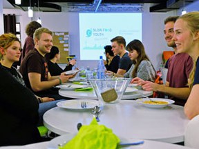 con_h_b288-schnippeltalk_2015_1.jpg con_h_b288-schnippeltalk_2015_1.jpg