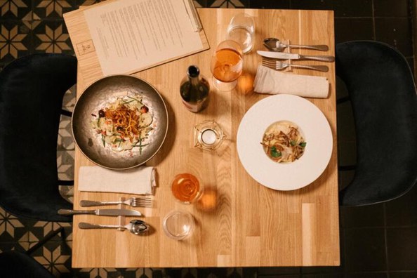 Genussführer-Urkunde für das Restaurant "Unter Freunden"