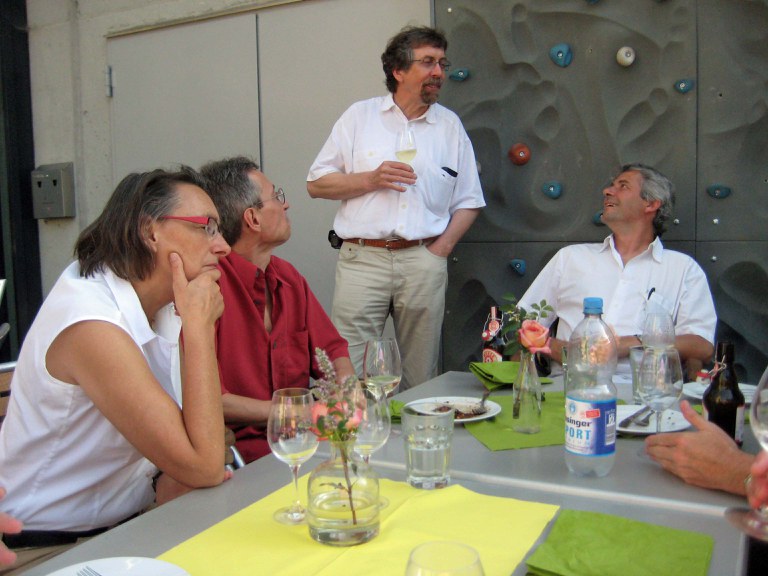 con_s_all-sommerfest_2009-9_tisch_3.jpg