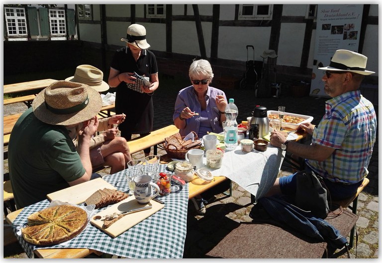 cv_suedltw-lwldetmold-picknick_detmold_20180521b.jpg