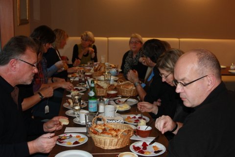 con_ul_b288-einblicke-stammtisch-20121103-stammtisch20121103_03.jpg