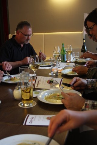 con_ul_b288-einblicke-stammtisch-20120106-stammtisch20121006_02.jpg