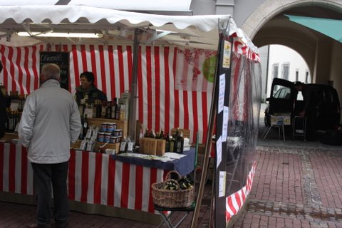 con_ul_b288-einblicke-geniessermarkt2012-geniessermarkt2012_02.jpg