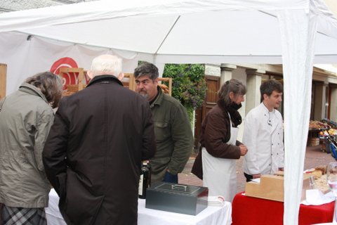 con_ul_b288-einblicke-geniessermarkt2012-geniessermarkt2012_09.jpg