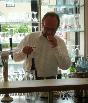 con_ac_b288-res_weinschnecke.jpg con_ac_b288-res_weinschnecke.jpg