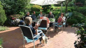 con_ac_b288-kraeuterverarbeitung1.jpg con_ac_b288-kraeuterverarbeitung1.jpg