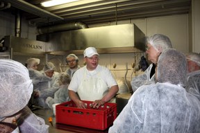 con_bol-img_1665_med.jpeg con_bol-img_1665_med.jpeg