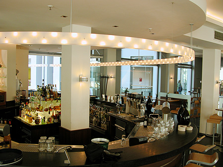 1 Owl Va 2013 Elsbach Restaurant Herford Jpg