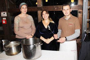 conv.aktuell-cv_aktuell_bol_tsche_2.jpg conv.aktuell-cv_aktuell_bol_tsche_2.jpg
