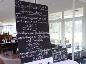 con_h_b288-gottfrieds_tafel.jpg con_h_b288-gottfrieds_tafel.jpg