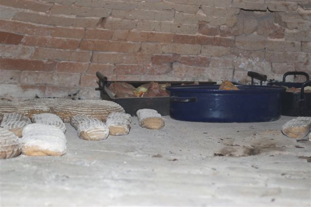 con_n_b288-backofen_inside.jpg Feierliche Eröffnung