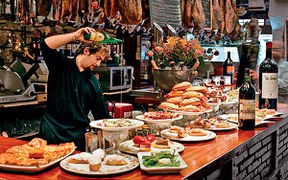con_tue_b288-mv-pintxos_bar.jpg con_tue_b288-mv-pintxos_bar.jpg