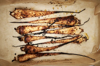 Neues aus der Dienstagsküche: Spicy gebackene Petersilienwurzeln