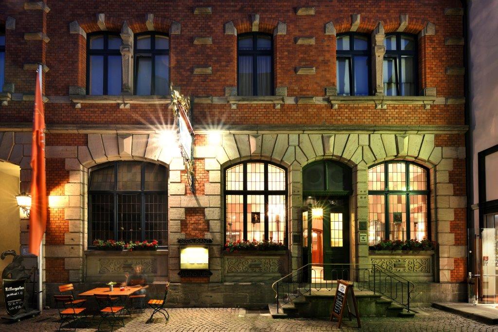 2017-06-10 05 Fulda Kanalstrasse Restaurant und Hotel Ritter erbaut 1890 Neorenaissance_mail.jpg