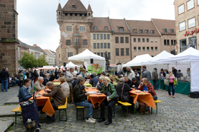 aktionen_2015-zgfdt_nue_essen_2.jpg aktionen_2015-zgfdt_nue_essen_2.jpg