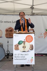 25_jahre_slow_food_deutschland-schnippeldisko_kirchentag_2017_c_ingo_hilger_7.jpg 25_jahre_slow_food_deutschland-schnippeldisko_kirchentag_2017_c_ingo_hilger_7.jpg