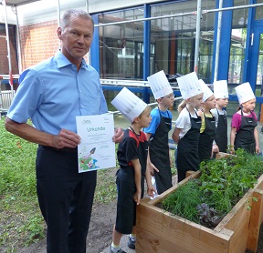 25_jahre_slow_food_deutschland-sfd_schulgartentag_karlsruhe_c_rose_schweizer_web_2.jpg 25_jahre_slow_food_deutschland-sfd_schulgartentag_karlsruhe_c_rose_schweizer_web_2.jpg