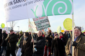 aktionen-demo_slow_food_gruppe_288.jpg